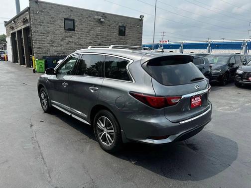 2018 INFINITI QX60 Base
