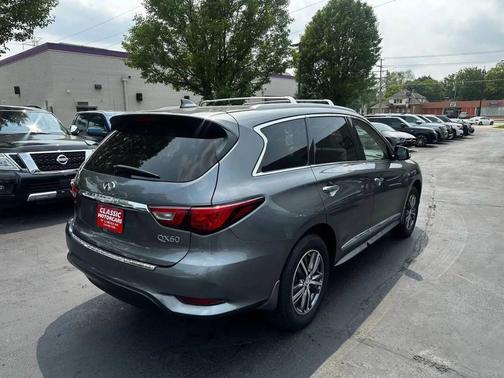 2018 INFINITI QX60 Base
