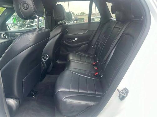 2018 Mercedes-Benz GLC 300 4MATIC