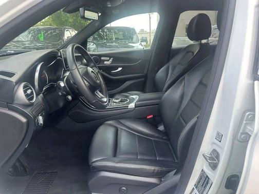 2018 Mercedes-Benz GLC 300 4MATIC