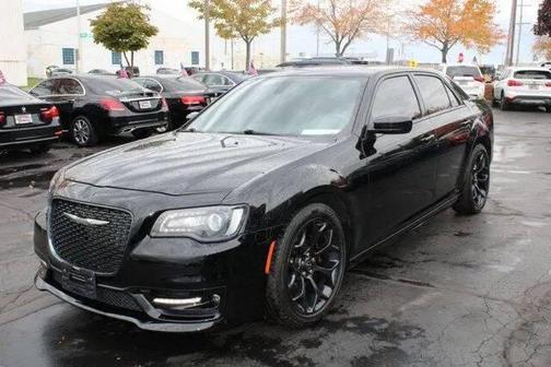 2019 Chrysler 300 S