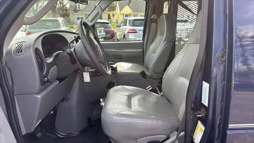 2006 Ford E250 Cargo