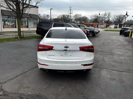 2014 Kia Cadenza Premium