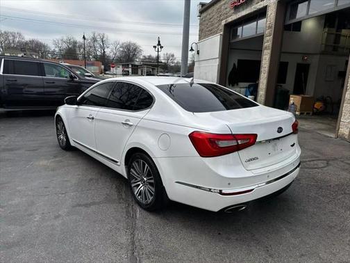 2014 Kia Cadenza Premium
