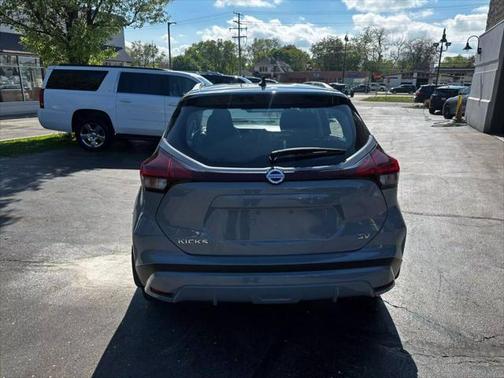 2021 Nissan Kicks SV