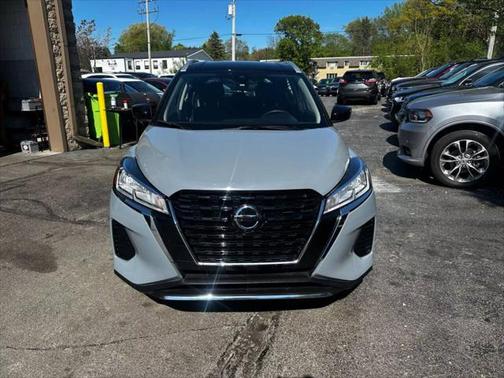 2021 Nissan Kicks SV