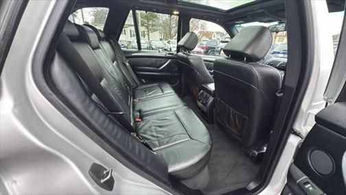2004 BMW X5 4.8is