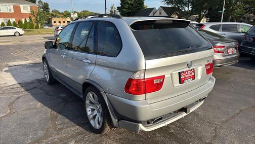 2004 BMW X5 4.8is