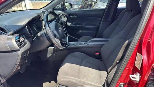 2018 Toyota C-HR XLE Premium