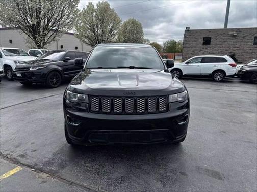 2017 Jeep Grand Cherokee Altitude