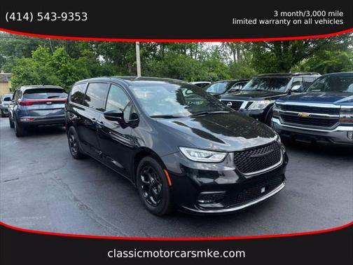 2022 Chrysler Pacifica Hybrid Touring L