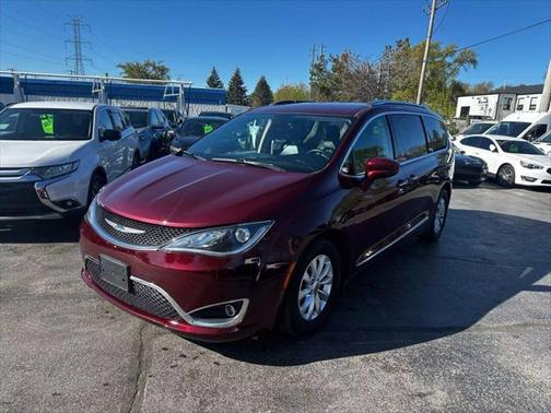 2018 Chrysler Pacifica Touring-L