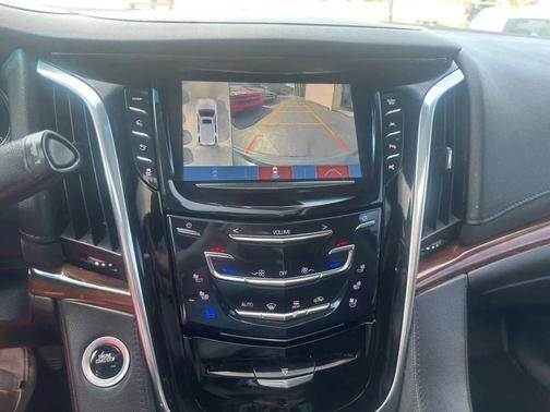 2019 Cadillac Escalade ESV Luxury