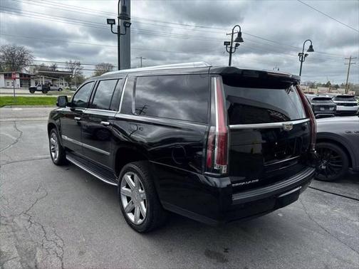 2019 Cadillac Escalade ESV Luxury