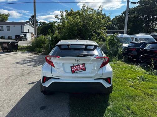 2018 Toyota C-HR XLE Premium