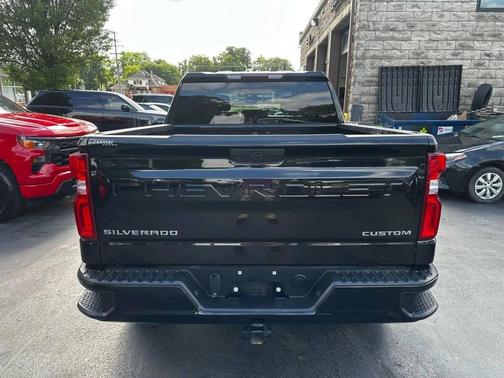 2021 Chevrolet Silverado 1500 Custom