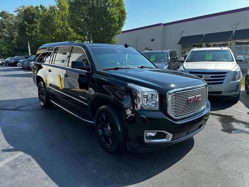 2017 GMC Yukon XL Denali