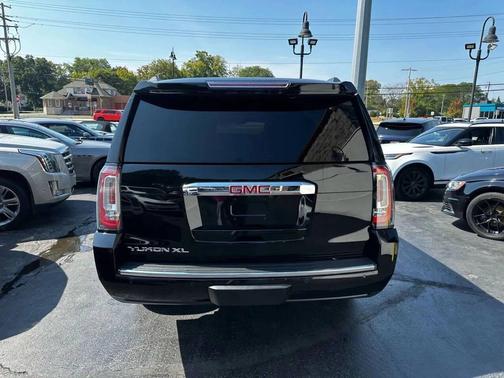 2017 GMC Yukon XL Denali