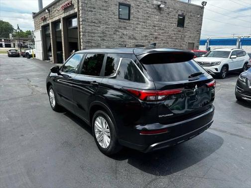 2022 Mitsubishi Outlander ES 2.5 S-AWC