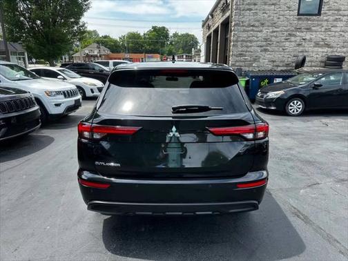 2022 Mitsubishi Outlander ES 2.5 S-AWC