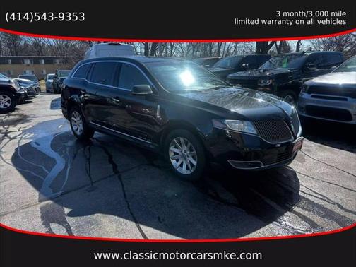 2015 Lincoln MKT Livery