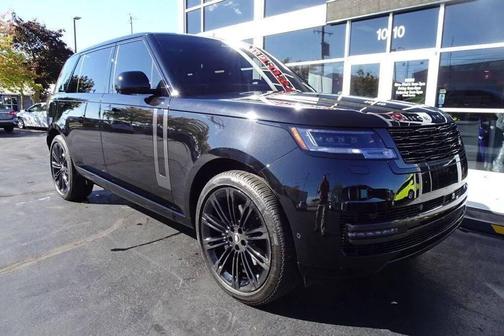 2025 Land Rover Range Rover P400 SE 7 Seat