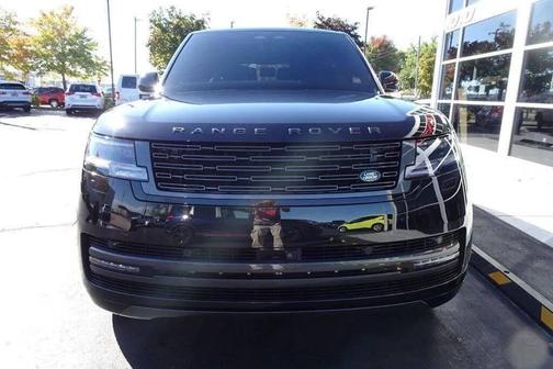 2025 Land Rover Range Rover P400 SE 7 Seat
