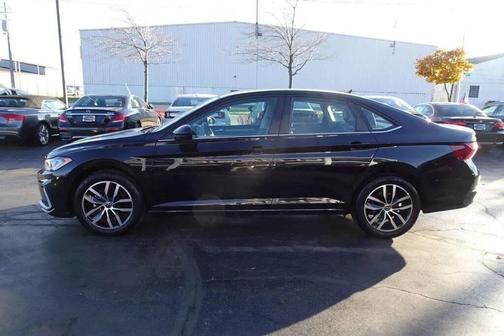 2025 Volkswagen Jetta 1.5T SE