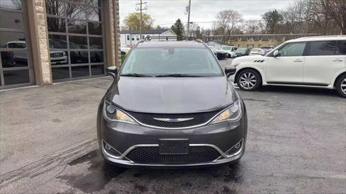 2018 Chrysler Pacifica Touring-L
