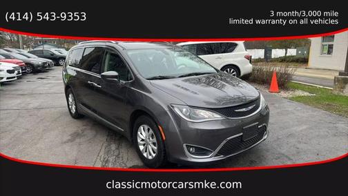 2018 Chrysler Pacifica Touring-L