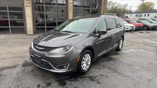 2018 Chrysler Pacifica Touring-L