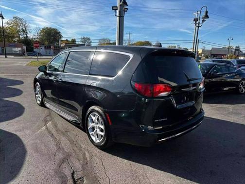 2018 Chrysler Pacifica Touring Plus