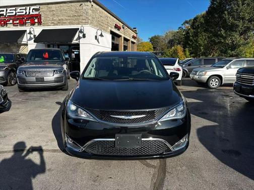 2018 Chrysler Pacifica Touring Plus