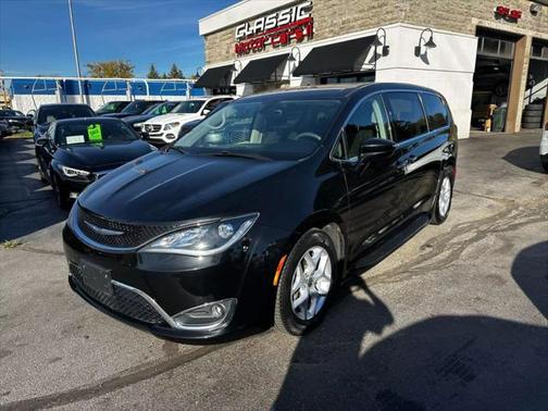 2018 Chrysler Pacifica Touring Plus