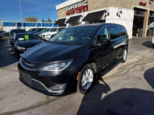 2018 Chrysler Pacifica Touring Plus