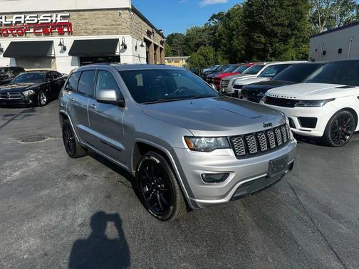 2018 Jeep Grand Cherokee Altitude