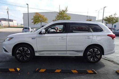 2018 Mitsubishi Outlander PHEV SEL