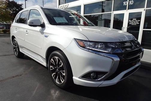 2018 Mitsubishi Outlander PHEV SEL