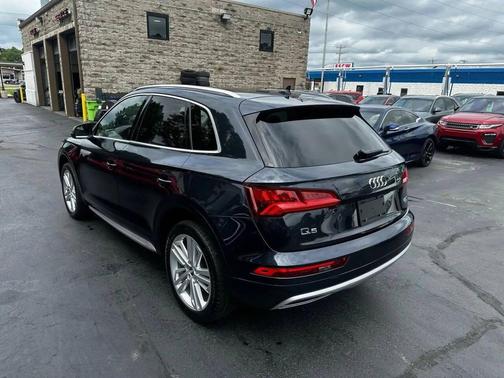 2018 Audi Q5 2.0T Prestige