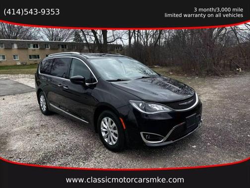 2018 Chrysler Pacifica Touring-L