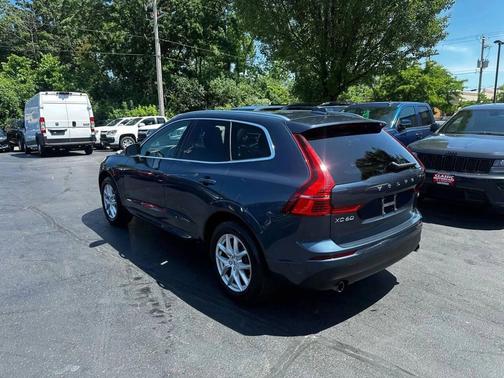 2019 Volvo XC60 T5 Momentum