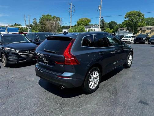 2019 Volvo XC60 T5 Momentum