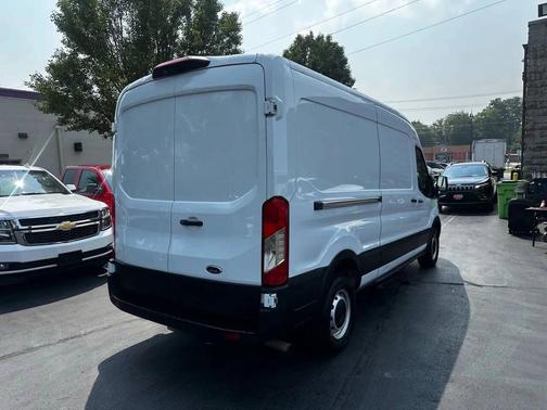 2021 Ford Transit-250 Base