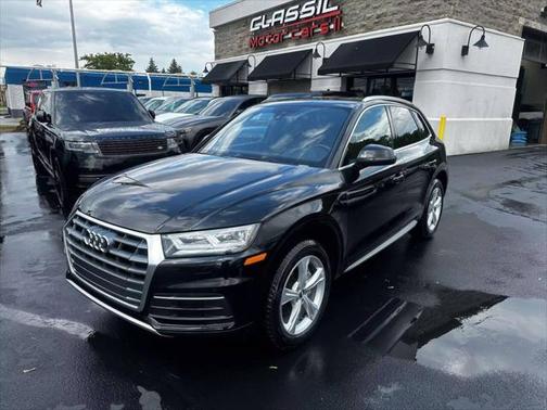 2020 Audi Q5 45 Premium Plus