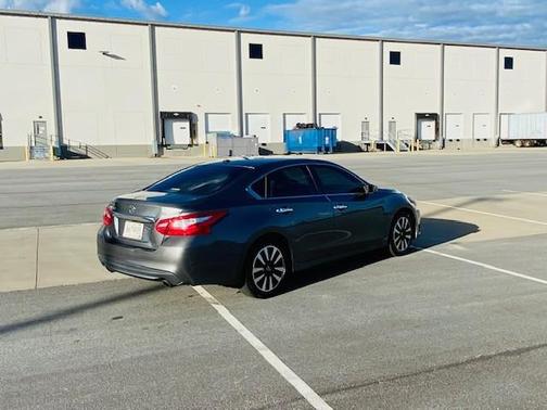 2017 Nissan Altima 2.5 SV