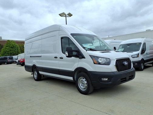 Oxford White 2026 Ford Transit-350 Base