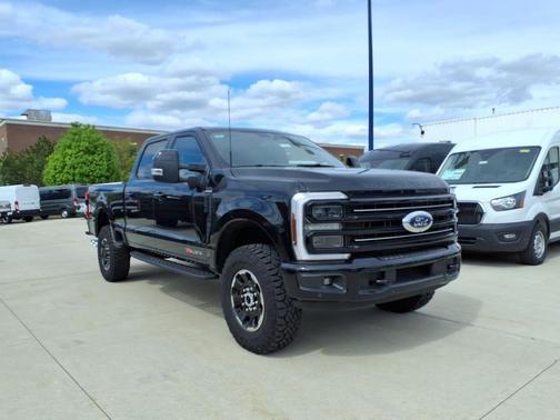 Agate Black Metallic 2026 Ford F-250 Platinum