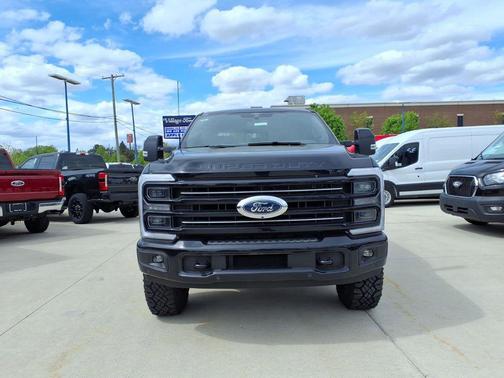 Agate Black Metallic 2026 Ford F-250 Platinum