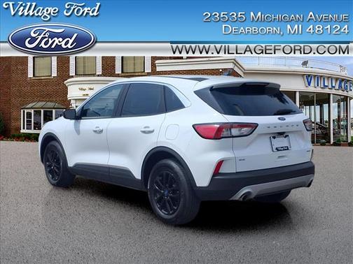 2022 Ford Escape SE