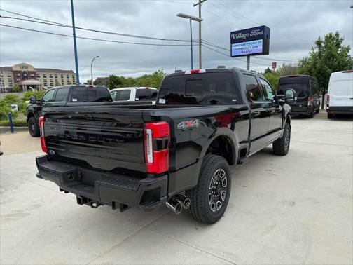 2025 Ford F-350 Platinum